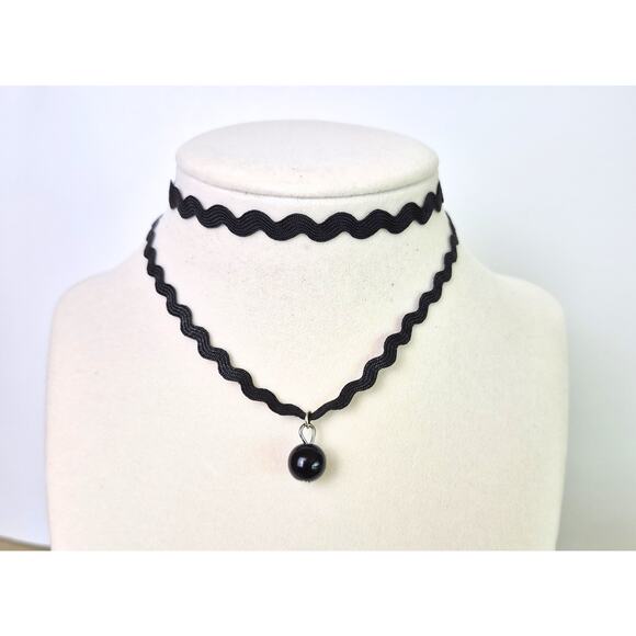 Choker Necklace Black Set of 3 Beaded Drop NWT Gothic Witchy Grunge Edgy - Picture 3 of 6